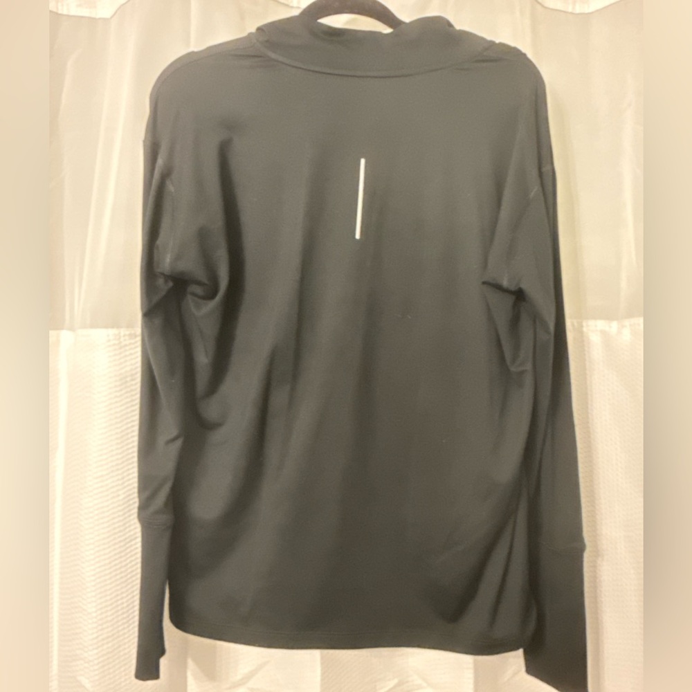Nike Black Long-Sleeve Quarter-Zip Top - Picture 4 of 4